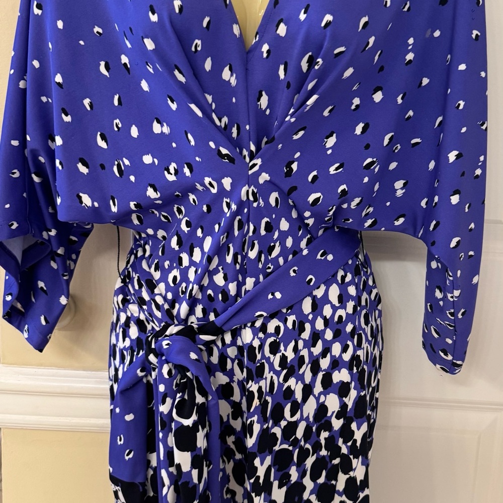 JB by Julie Brown Blue and White Patterned Dress